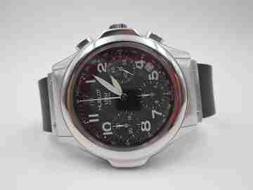 Hublot MDM Elegant automatic chronograph. Steel. Box, strap and papers. Calendar. 2010's