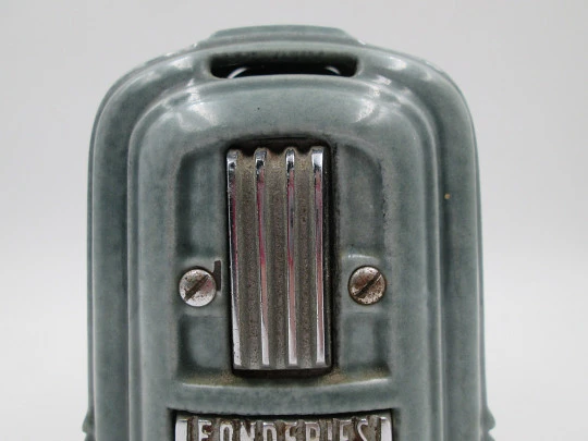 Hucha publicitaria Fonderies Bruxelloises. Hierro, esmalte y metal