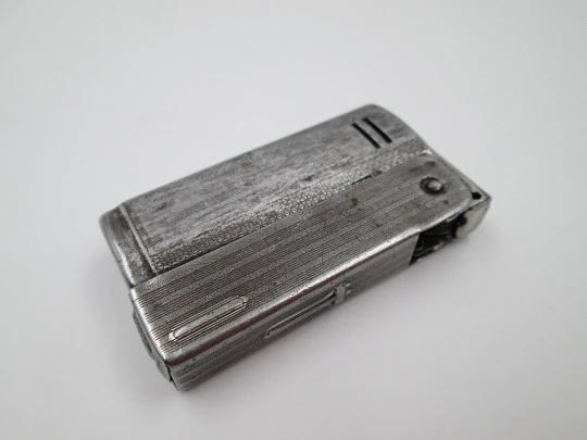 IMCO Streamline 6800 petrol lighter. Austria. Silver plated metal. 1955's