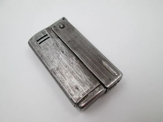 IMCO Streamline 6800 petrol lighter. Austria. Silver plated metal. 1955's