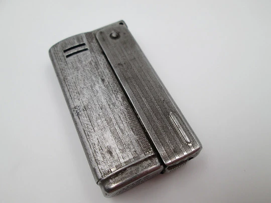 IMCO Streamline 6800 petrol lighter. Austria. Silver plated metal. 1955's