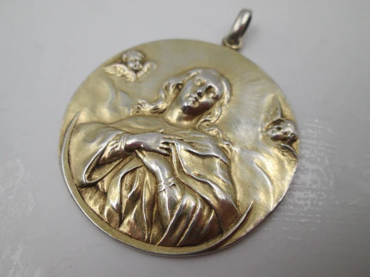 Immaculate Conception medal with cherubs. Vermeil sterling silver. 1930's