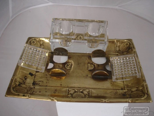 Inkwell desk set. Golden metal tray. Crystal. Motifs of flowers. 1950s