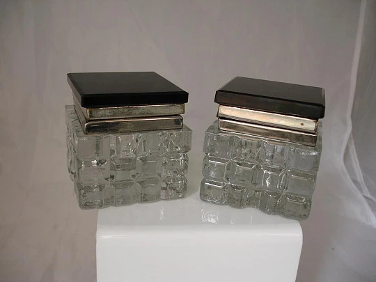 Inkwells. Cut crystal. Black caps. Silver metal. 1940's. 801 grams