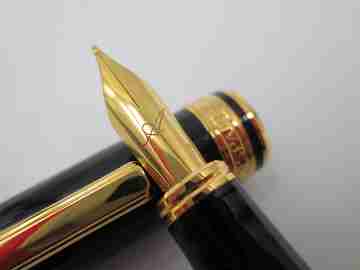 Inoxcrom Andreas Guilloche. Black plastic & gold plated details. Golden nib. 1990's