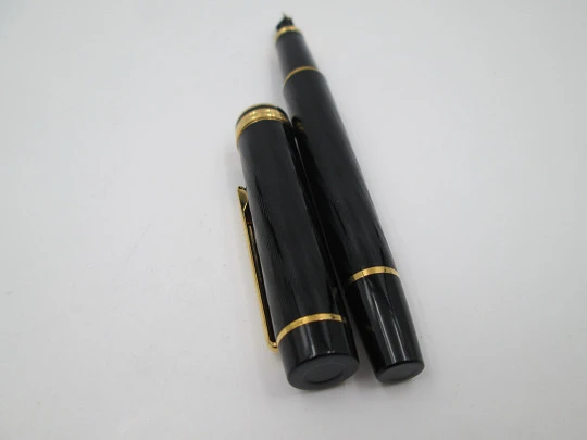 Inoxcrom Andreas Guilloche. Black plastic & gold plated details. Golden nib. 1990's