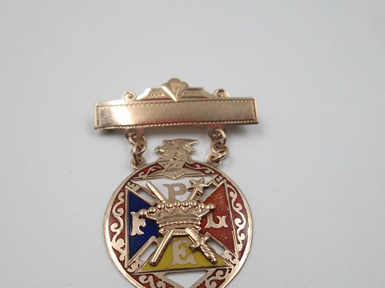 Insignia Caballeros / Hermanas de Pitias. Oro 14K y esmalte. 1920