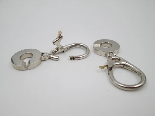 Interlocking open circles keychains couple. Sterling silver & gold. TANE. Mexico. 1980's