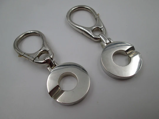 Interlocking open circles keychains couple. Sterling silver & gold. TANE. Mexico. 1980's