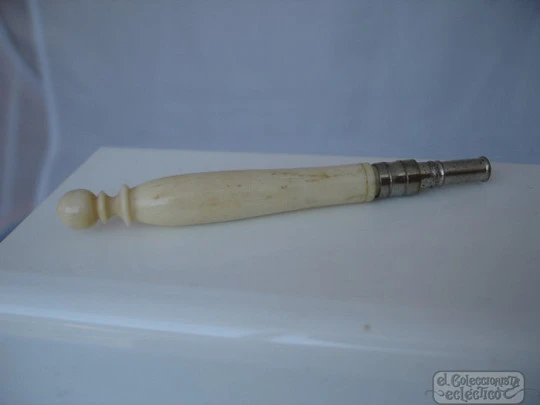 Ivory and silver metal pencil. Early 20th century. Near mint