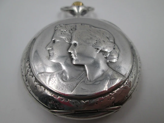 IWC Art Nouveau pocket watch. Sterling silver. Zurich, 1907. High relief