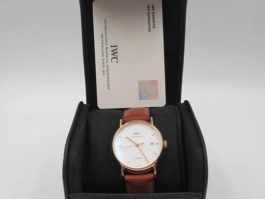IWC Portofino men's wristwatch. 18k yellow gold. White dial. Leather box. Swiss. 2004