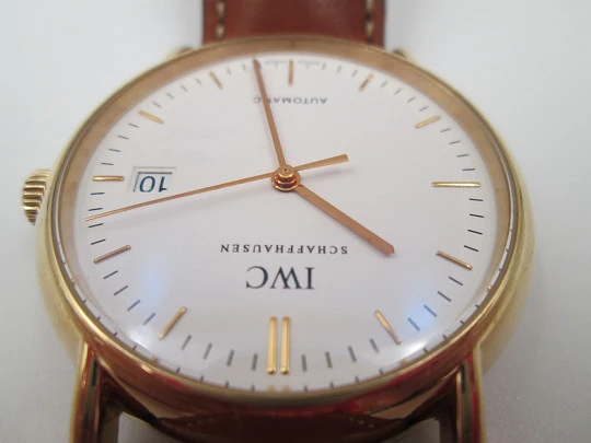 IWC Portofino men's wristwatch. 18k yellow gold. White dial. Leather box. Swiss. 2004