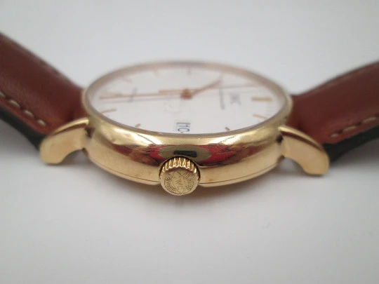 IWC Portofino men's wristwatch. 18k yellow gold. White dial. Leather box. Swiss. 2004