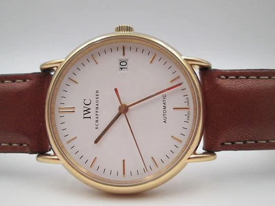 IWC Portofino men's wristwatch. 18k yellow gold. White dial. Leather box. Swiss. 2004