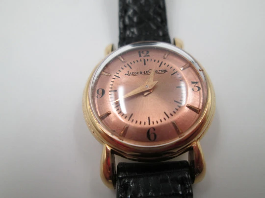 Jaeger LeCoultre Duoplan. Manual wind. 1940's. 18k yellow gold