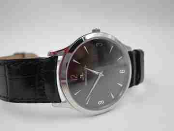 Jaeger-LeCoultre Master Control Ultra Thin 1000 hours. Manual wind. Steel. Black dial