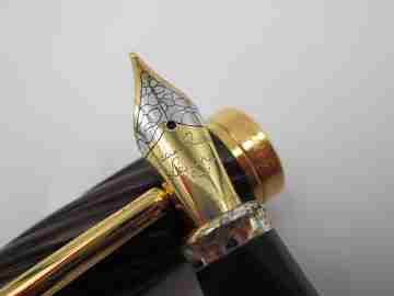 Jean-Pierre Lepine Paris. Twisted briar wood & gold plated details. Original box. 2000's