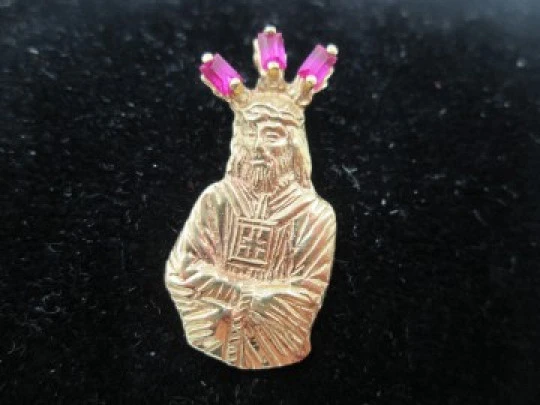 Jesus of the Great Power medal. 18k yellow gold and rubies. Spain. 2000's