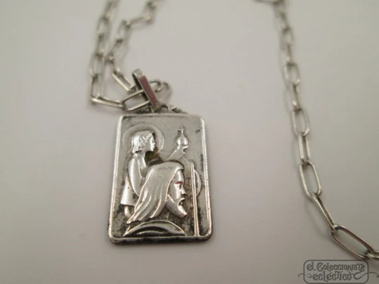 Jesus with children. 925 sterling silver. Chain. 1980's. Spain