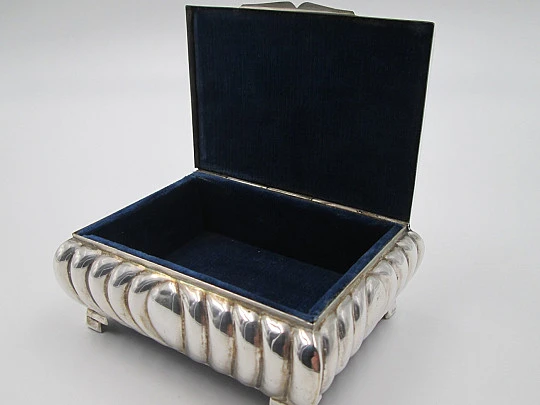 Jewellery box. Sterling silver. 1970's. Malde silversmith. Ribbed design