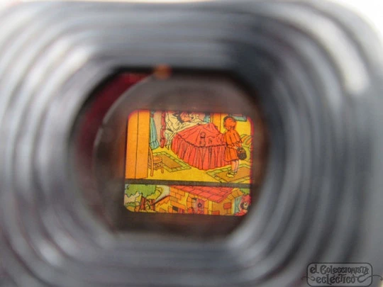JIN bakelite stereoscope viewer. 7 rolls films. 1950's. Gargot. Box. Spain