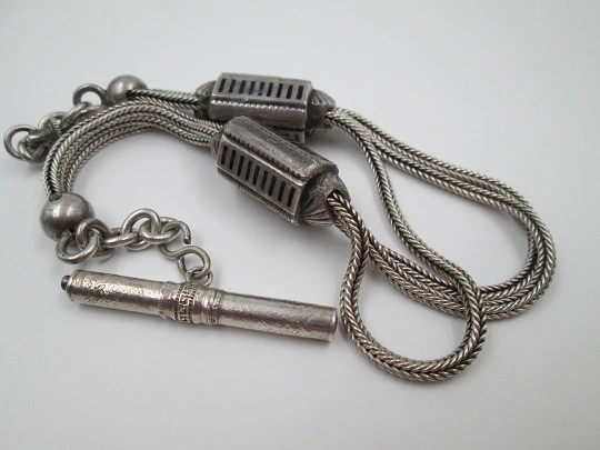 Juanneau AS Calais. Silver. 1850. Verge escapement. Key-wind. Chain. France