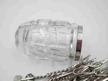 Juego de 27 pinchos para aperitivos con soporte de cristal tallado. Plata de ley. 1990
