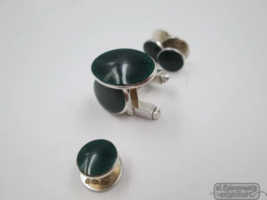 Juego de gemelos y botones. Plata de ley y esmalte verde. KJD Jewellers