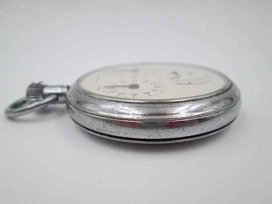 Junghans chronometer. Chromed metal. Germany. Manual winding. 1960's