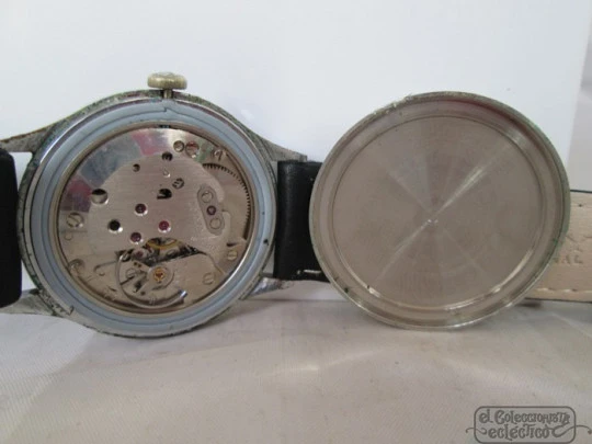 Junghans. chromed metal / steel. 1960's. 17 jewels. Manual wind