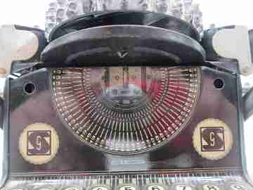 Junior typewriter toy. Black enamel tinplate. Original box. 1920's. Germany