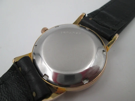 Jupex. 20 microns gold plated and steel. Automatic. Calendar. 1970's. Swiss