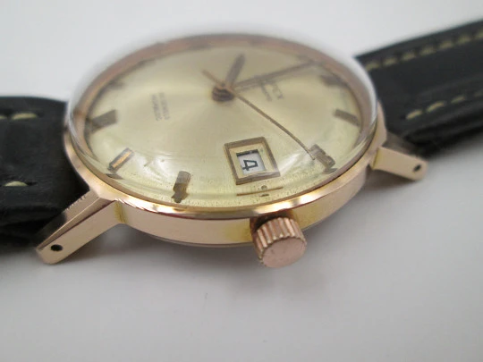 Jupex. 20 microns gold plated and steel. Automatic. Calendar. 1970's. Swiss