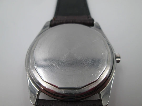 Juvenia. Stainless steel. Porcelain dial. Automatic. Date. 1970's. Swiss. Strap