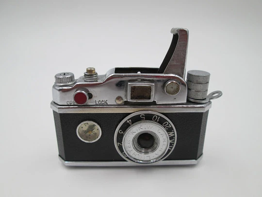 K.K.W. Photo-Flash camera table lighter. Japan. 1950's. Petrol. Automatic. Box