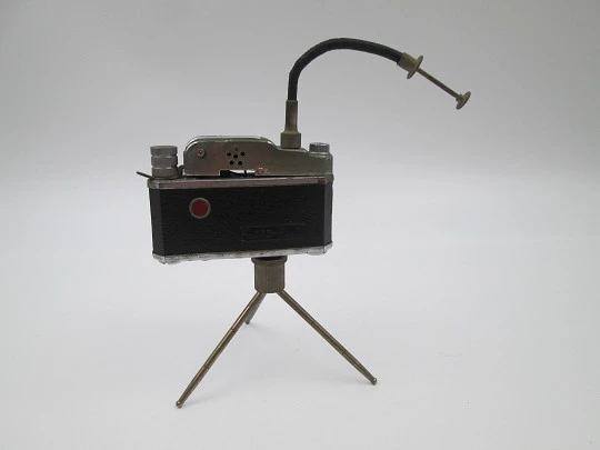 K.K.W. Photo-Flash camera table petrol lighter. Original box. Tripod & shutter release. Japan