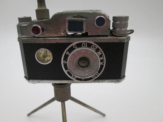 K.K.W. Photo-Flash camera table petrol lighter. Original box. Tripod & shutter release. Japan