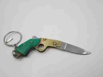 Keychain gun shape pocket knife. Steel, gold plated metal and green resin. 1980's. Spain