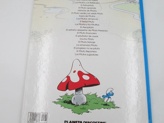 King Smurf and Smurfphony in C. Colour hardcover. Peyo drawings. Planeta, 2006.
