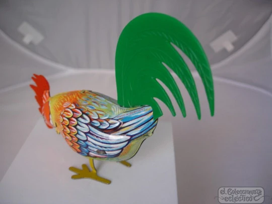 Köhler wind-up toy. Lithographed tinplate. Rooster. Germany. 1960's