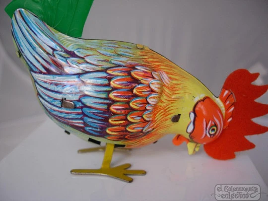 Köhler wind-up toy. Lithographed tinplate. Rooster. Germany. 1960's