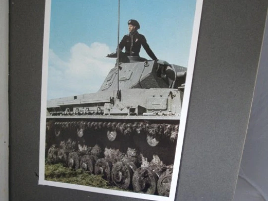 La lucha en el Oeste. Wehrmacht. 1940. Raumbild-Verlag. 100 fotos