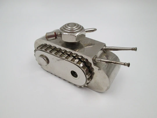 Ladie's art deco perfume atomizer bottle. Tank shape. Chrome plated metal. Europe. 1940's