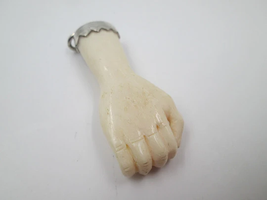 Ladies hand pendant. Figa. Bone and sterling silver. Spanish amulet