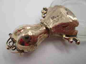 Ladie's perfume / scent bottle. 14k yellow gold & crystal. 19th century