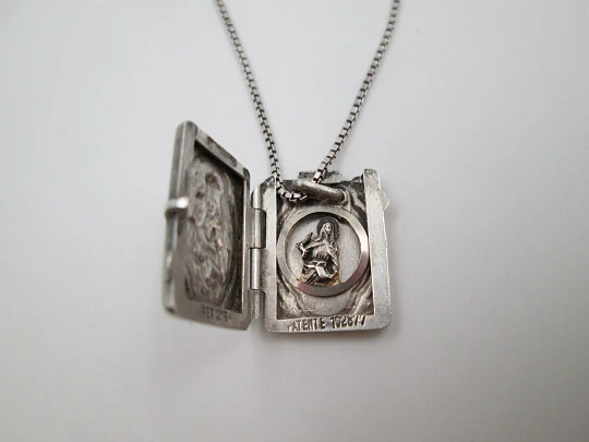 Lady of Mount Carmel scapular. Sterling silver 925. Chain. 1940's
