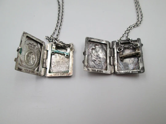 Lady of Mount Carmel sterling silver scapular / double reliquary. Book shape. 1940's. Spain Lady of Mount Carmel sterling silver scapular / double reliquary. Book shape. 1940's. Spain