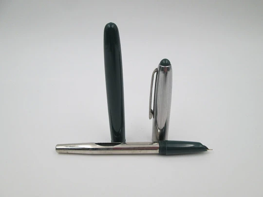 Lamy 75 fountain pen. Chromed metal & green plastic. Aerometric system. Germany. 1970's