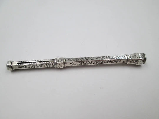 Lapicero mecánico extensible giratorio Sampson Mordan. Plata y nácar. 1900